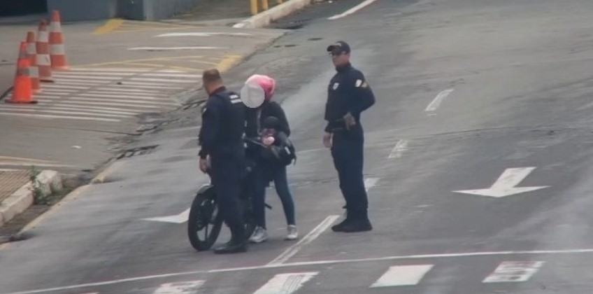 Guarda Municipal de VR auxilia na prisão de mulher com mandado em aberto